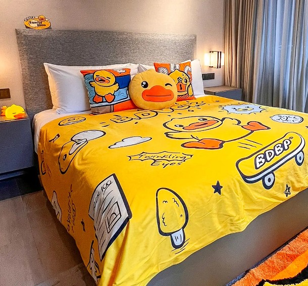 A B. duck-themed king-size bed at Dao by Dorsett AMTD Singapore Hotel.