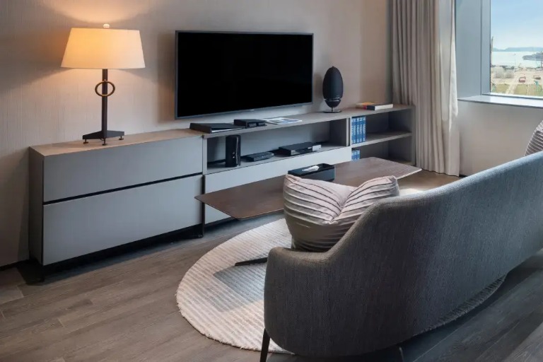 Living area of Dao by Dorsett AMTD Singapore One-Bedroom Executive room.